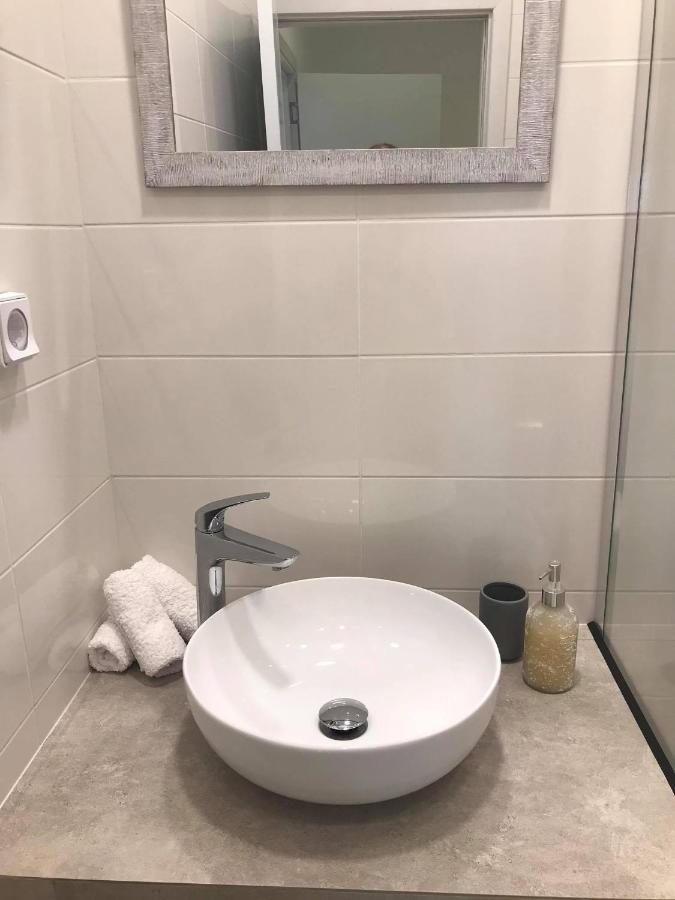 Calma Apartment Masouri Esterno foto