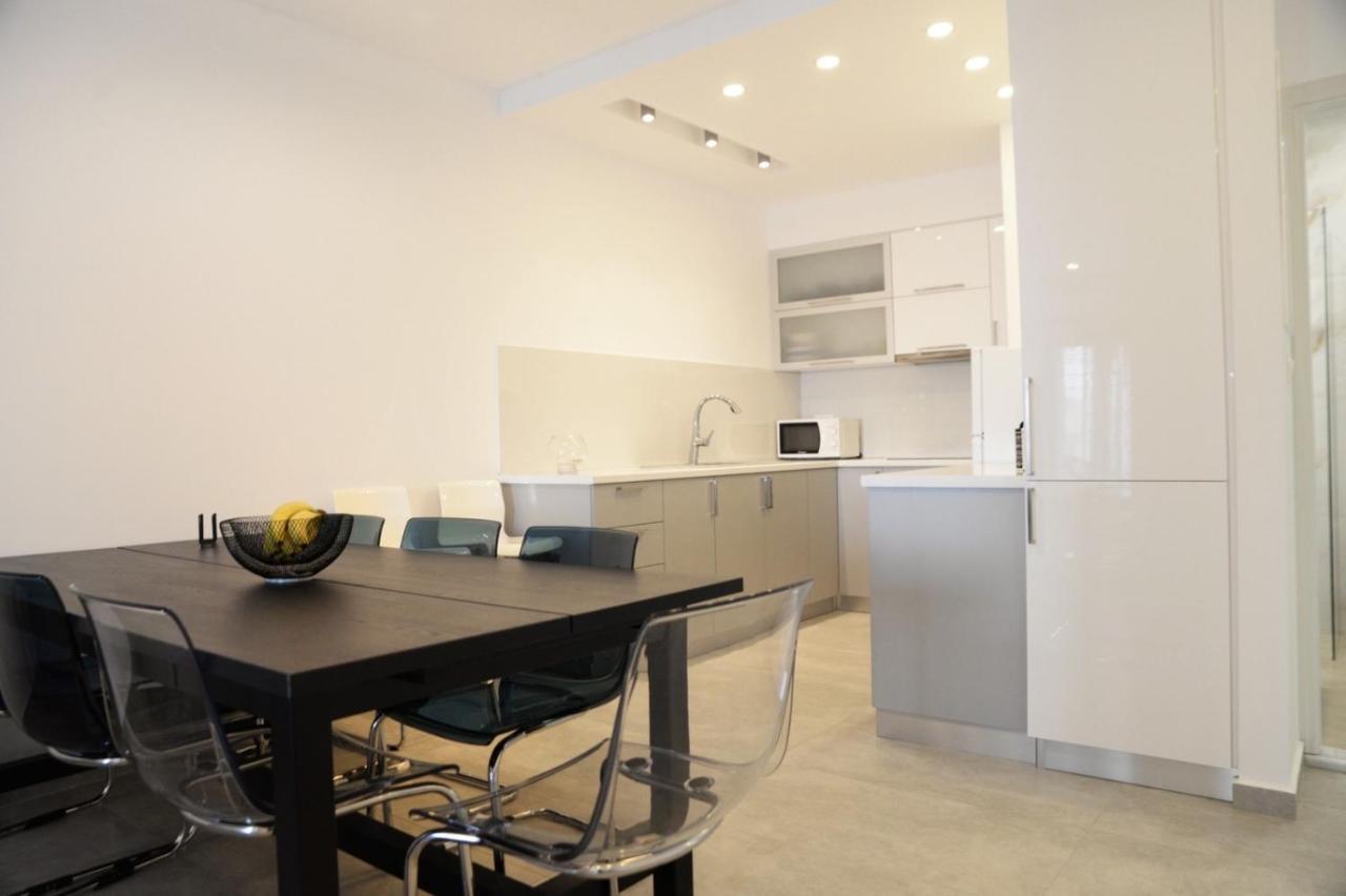 Calma Apartment Masouri Esterno foto