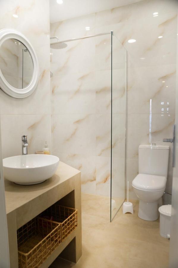 Calma Apartment Masouri Esterno foto