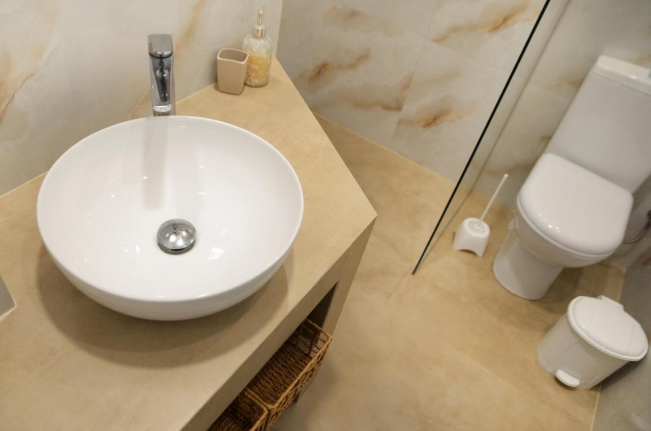 Calma Apartment Masouri Esterno foto