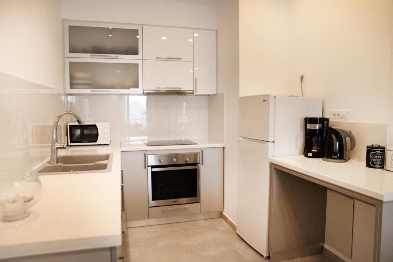 Calma Apartment Masouri Esterno foto